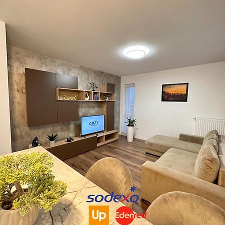 Deluxe Cozy Apartments - Coresi Mall #Brasov Bagian luar foto