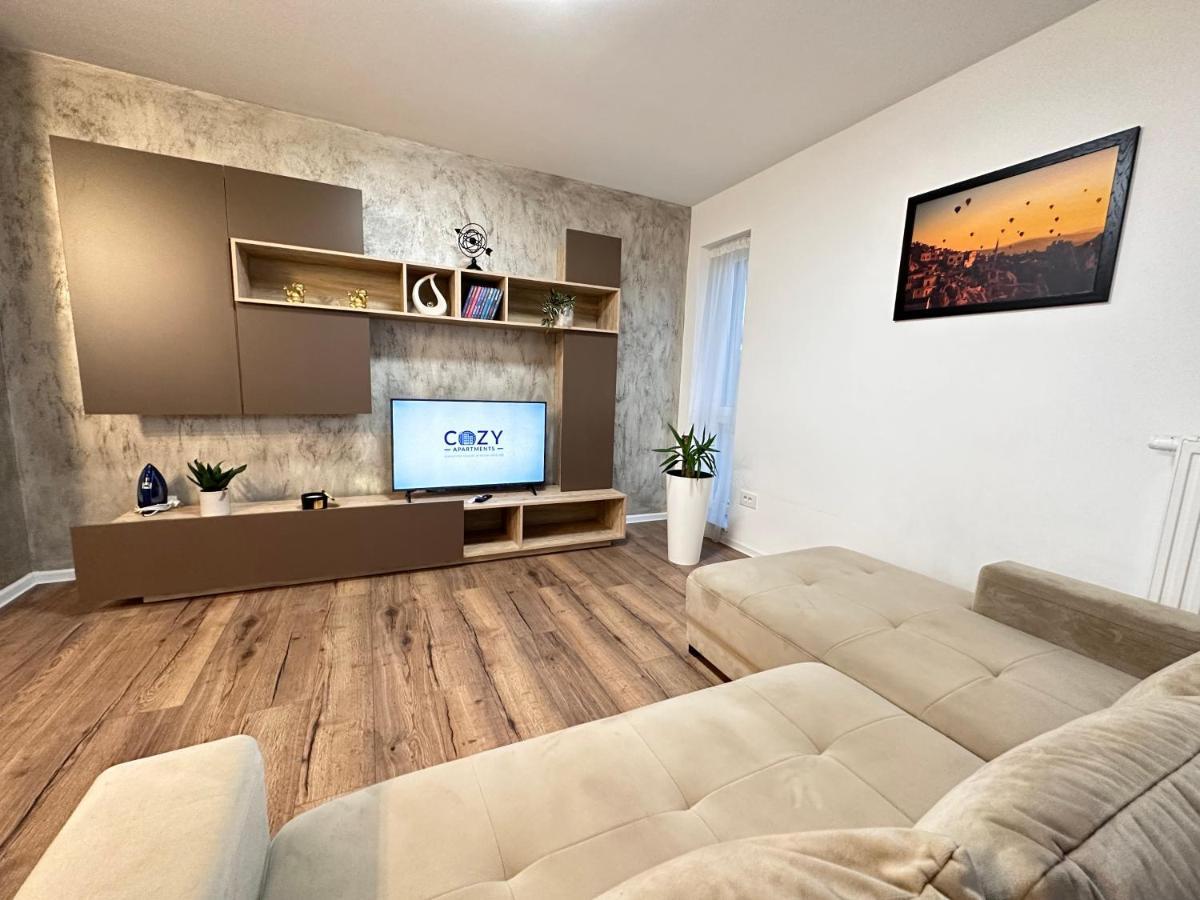 Deluxe Cozy Apartments - Coresi Mall #Brasov Bagian luar foto