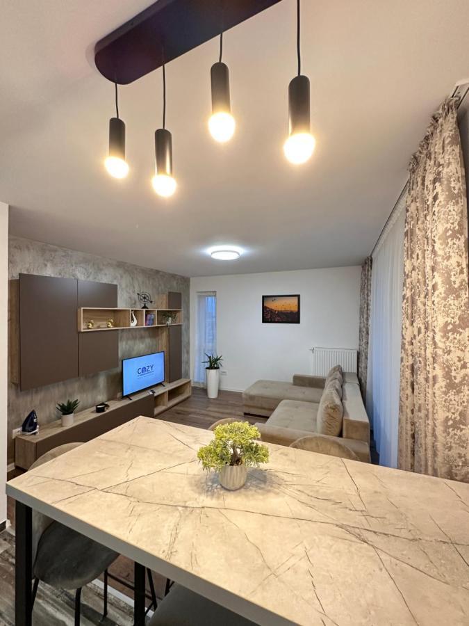 Deluxe Cozy Apartments - Coresi Mall #Brasov Bagian luar foto